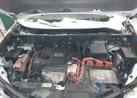 2018 Toyota Rav4 Hybrid Xle z USA, uszkodzony, nr VIN JTMRJREV5JD186982